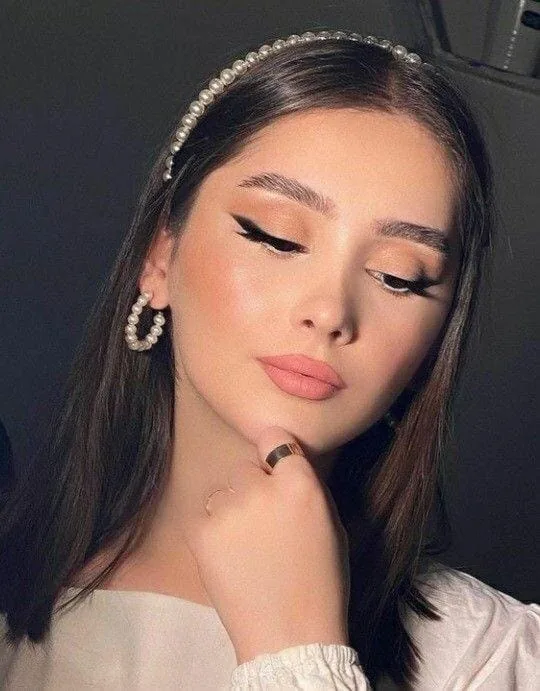 Ceren - Kartal Escort