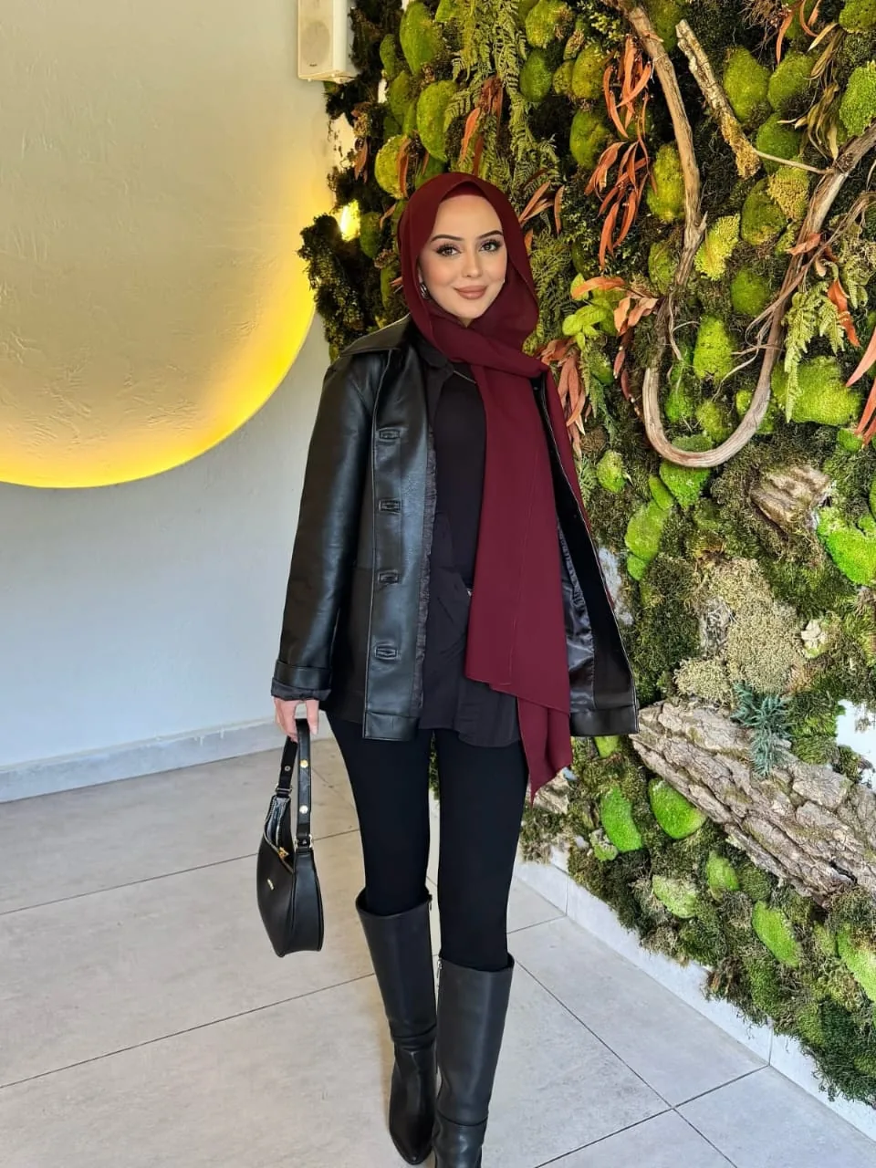 Esra - Kadıköy Escort
